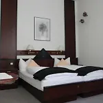 Maison d'hôtes Stadt-gut-hotels - Kleine