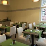 Maison d'hôtes Stadt-gut-hotels - Kleine