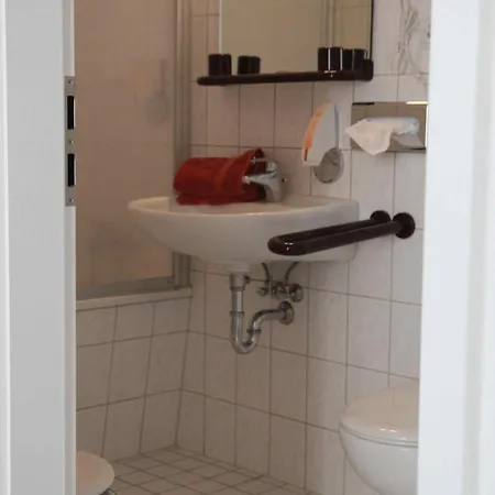 Pensión Stadt-gut-hotels - Kleine 3*