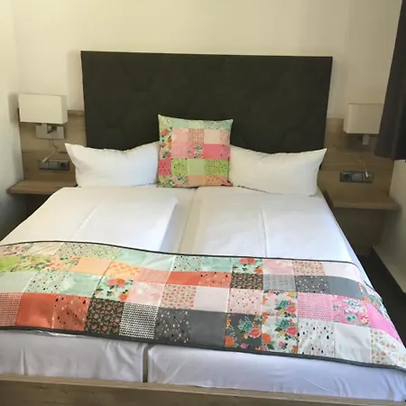 Stadt-gut-hotels - Kleine Pensión