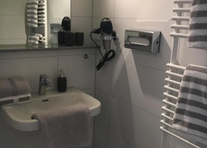 Pensión Stadt-gut-hotels - Kleine 3*